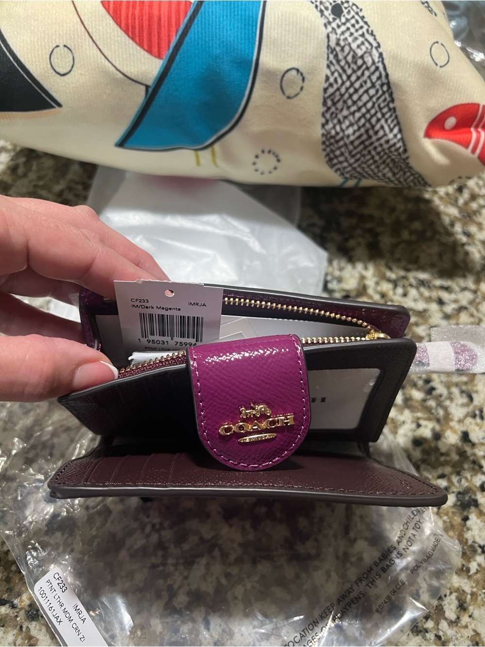 Coach Patent Leather Compact Wallet in Berry - Picture 2 of 3